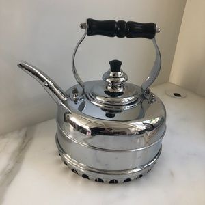 Simplex tea kettle from William Sonoma